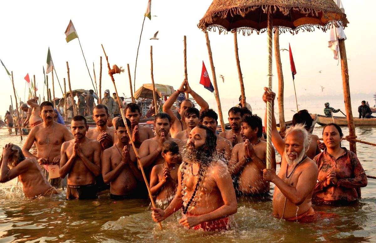 Image Mouni Amavasya with Varanasi